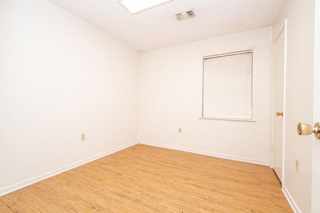254 Parkers Chapel Rd, El Dorado, AR 71730