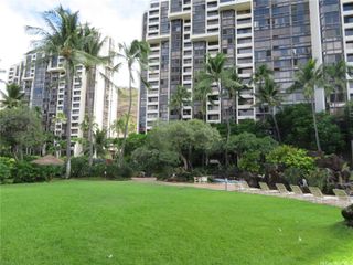 501 Hahaione Street 1/17H, Honolulu, HI 96825