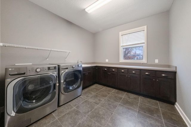 16810 51st Place N, Plymouth, MN 55446