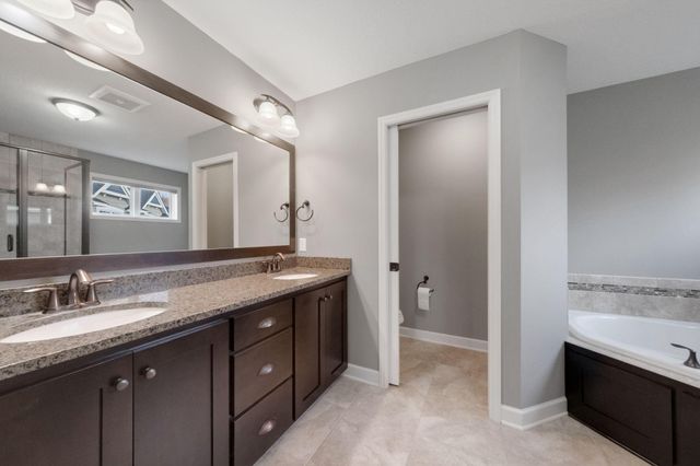 16810 51st Place N, Plymouth, MN 55446