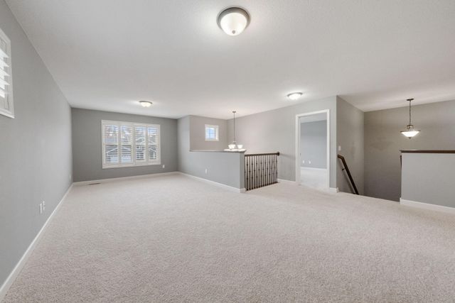 16810 51st Place N, Plymouth, MN 55446