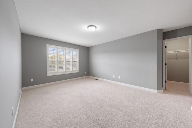 16810 51st Place N, Plymouth, MN 55446