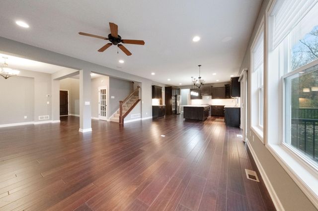 16810 51st Place N, Plymouth, MN 55446