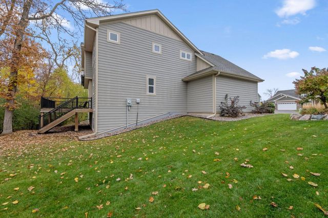 16810 51st Place N, Plymouth, MN 55446