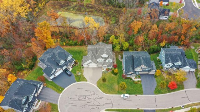 16810 51st Place N, Plymouth, MN 55446