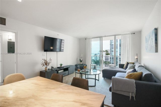 1155 S Brickell Bay Dr 805, Miami, FL 33131