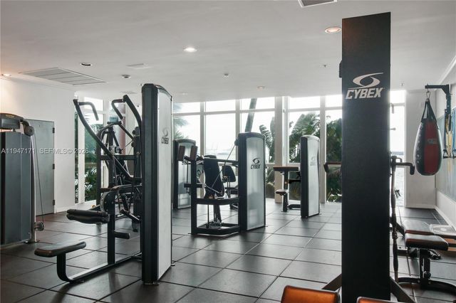 1155 S Brickell Bay Dr 805, Miami, FL 33131