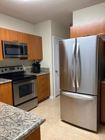 130 SW Peacock Boulevard 16207, Port St. Lucie, FL 34986