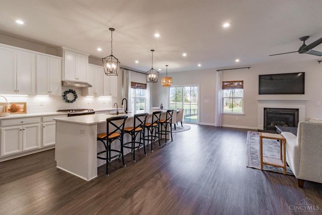 1187 Wood Gate Way, Miami Twp, OH 45140