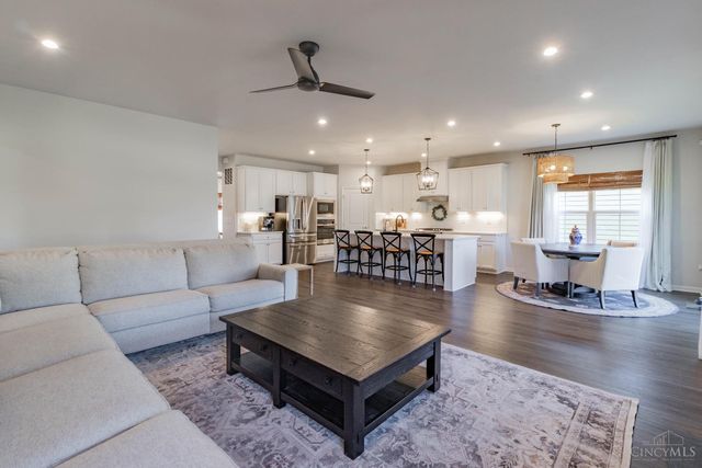 1187 Wood Gate Way, Miami Twp, OH 45140