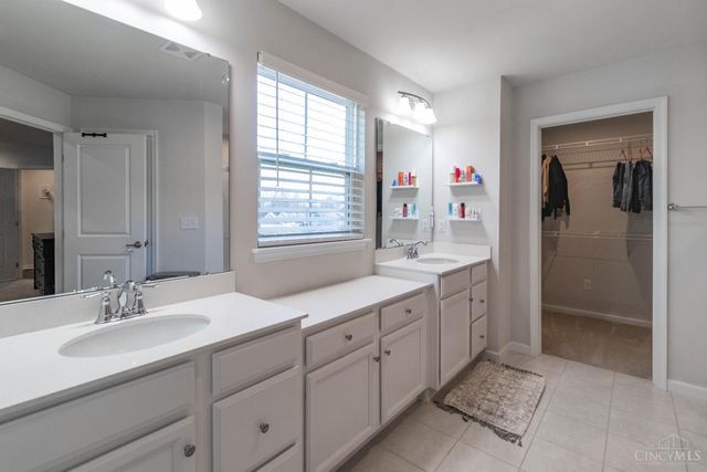 1187 Wood Gate Way, Miami Twp, OH 45140