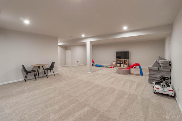 1187 Wood Gate Way, Miami Twp, OH 45140