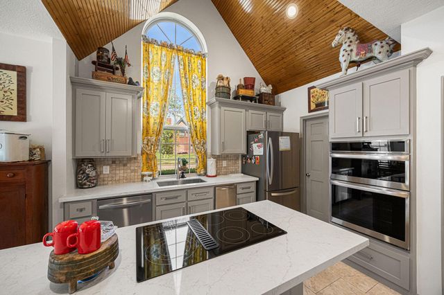 2215 Enchanted Path Court, Richmond, TX 77406