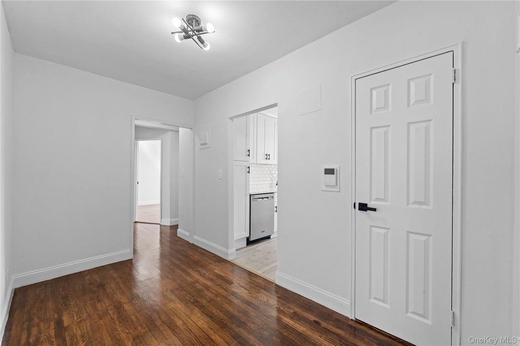 37-26 87th Street 5F, Jackson Heights, NY 11372 — photo 4