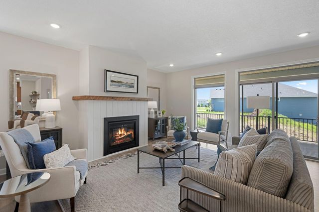 17755 Ellsworth Drive, Lakeville, MN 55044