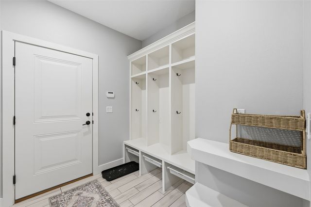 3004 Forrest Meadow Lane, Hiawatha, IA 52233