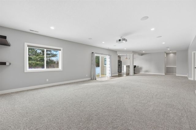 3004 Forrest Meadow Lane, Hiawatha, IA 52233