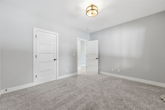 3004 Forrest Meadow Lane, Hiawatha, IA 52233