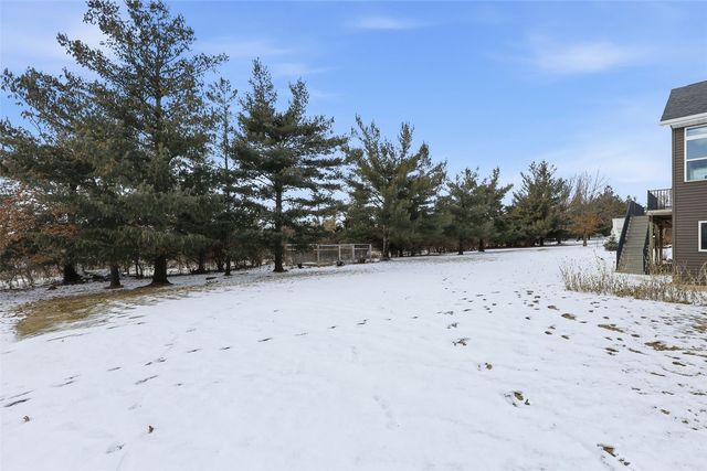 3004 Forrest Meadow Lane, Hiawatha, IA 52233