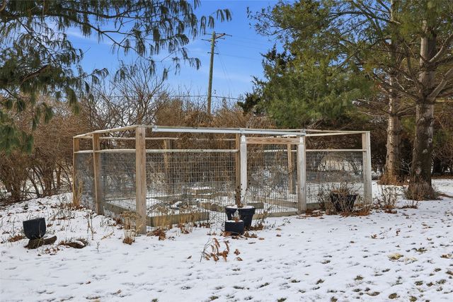 3004 Forrest Meadow Lane, Hiawatha, IA 52233