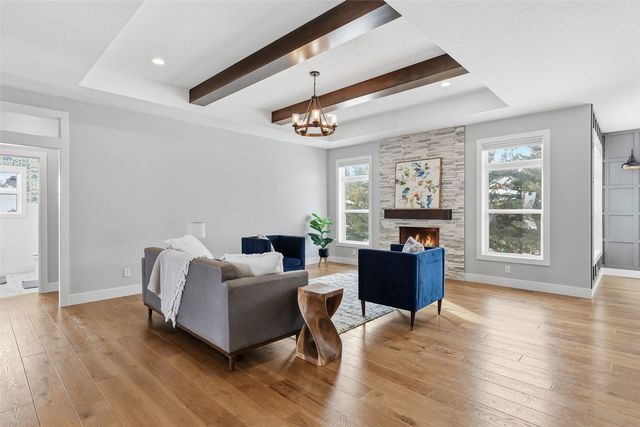 3004 Forrest Meadow Lane, Hiawatha, IA 52233