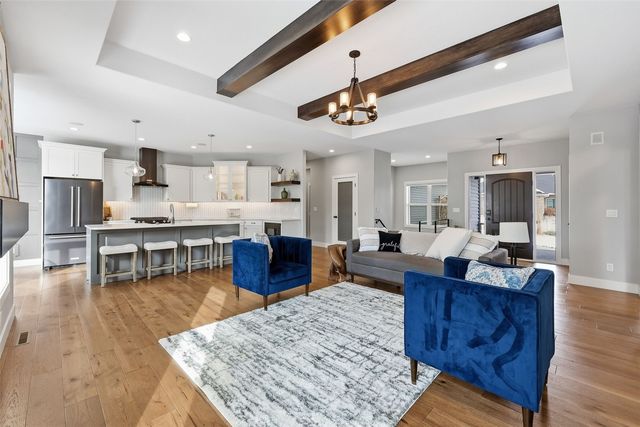 3004 Forrest Meadow Lane, Hiawatha, IA 52233