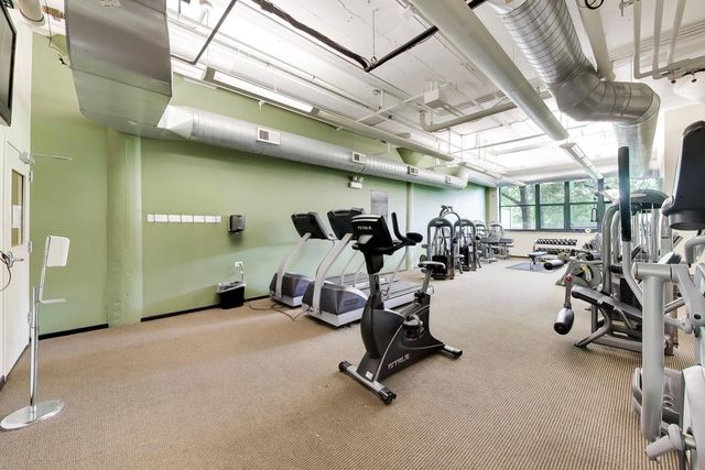 2323 W PERSHING Road 609, Chicago, IL 60609