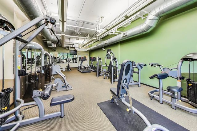 2323 W PERSHING Road 609, Chicago, IL 60609