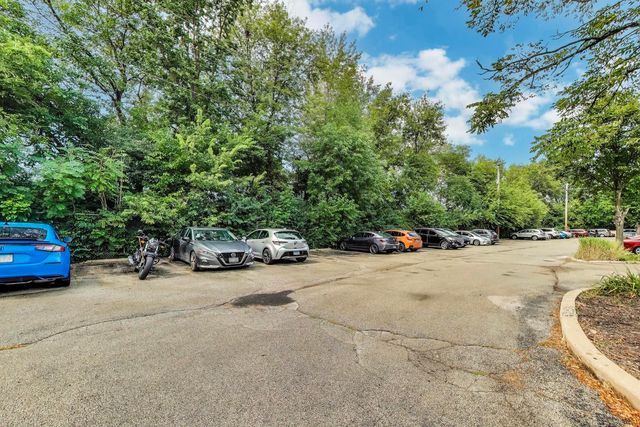 2323 W PERSHING Road 609, Chicago, IL 60609