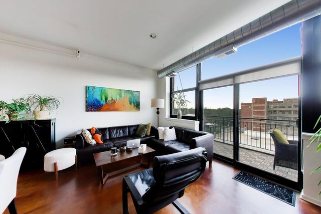 2323 W PERSHING Road 609, Chicago, IL 60609