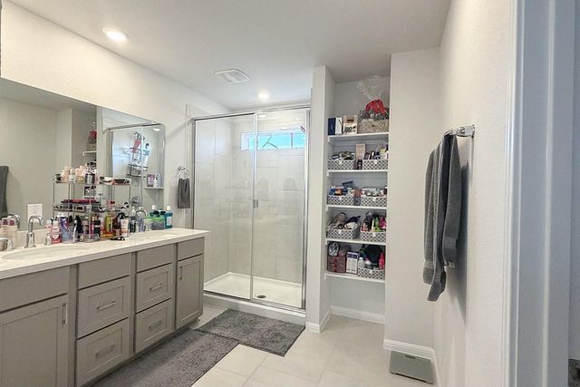 101 Unakite TRL, Liberty Hill, TX 78642