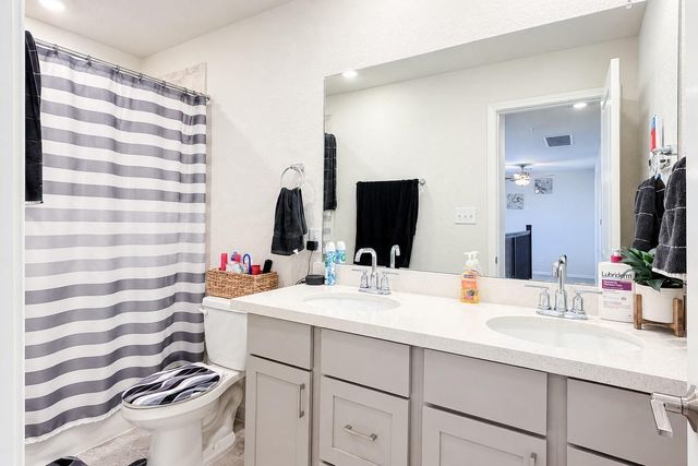 101 Unakite TRL, Liberty Hill, TX 78642