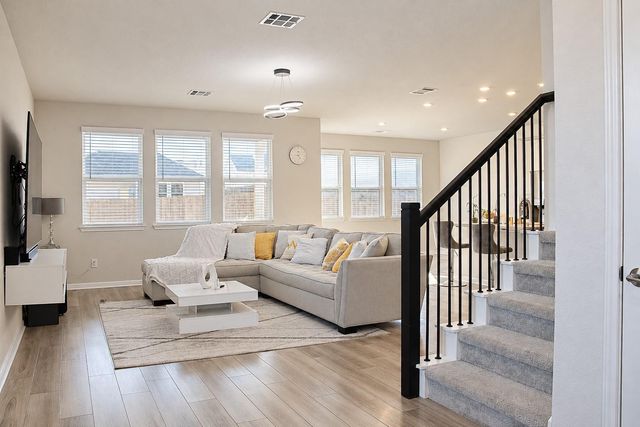 101 Unakite TRL, Liberty Hill, TX 78642