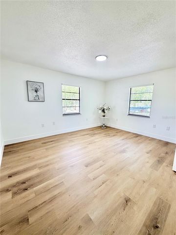 5240 SE 114TH PLACE, Belleview, FL 34420