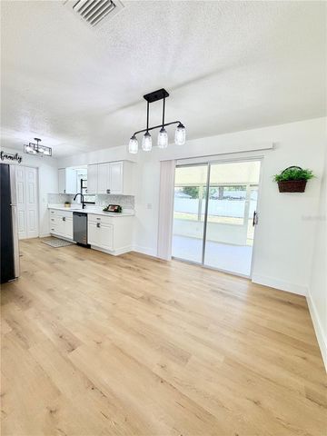 5240 SE 114TH PLACE, Belleview, FL 34420
