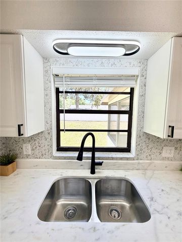 5240 SE 114TH PLACE, Belleview, FL 34420