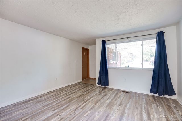 510 Lambert Lane, Englewood, OH 45322