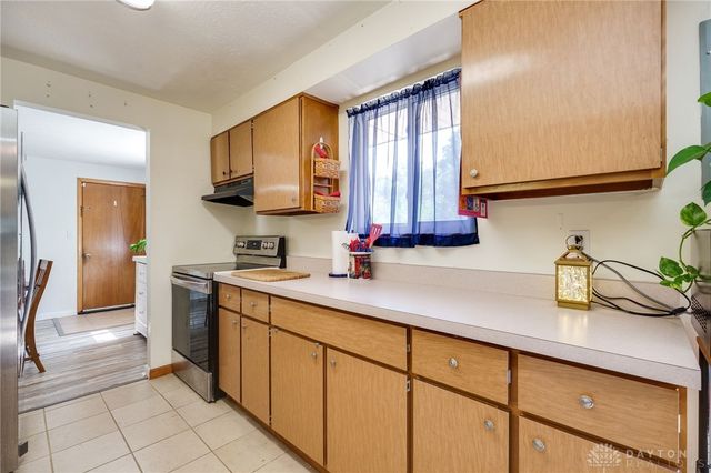 510 Lambert Lane, Englewood, OH 45322