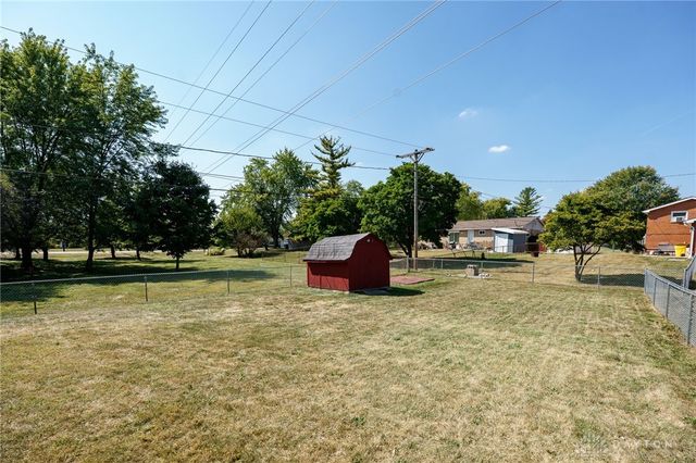 510 Lambert Lane, Englewood, OH 45322