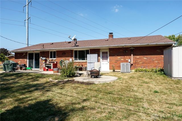 510 Lambert Lane, Englewood, OH 45322