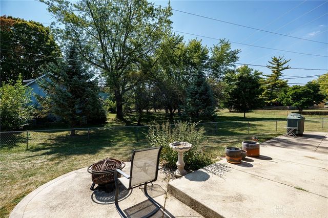 510 Lambert Lane, Englewood, OH 45322