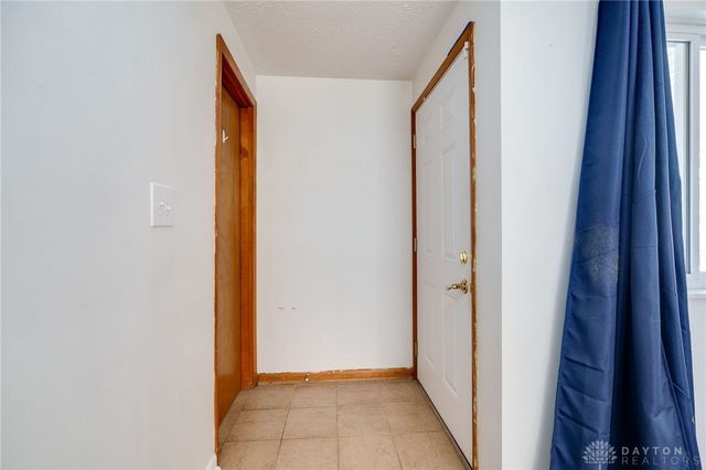 510 Lambert Lane, Englewood, OH 45322