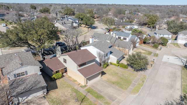 557 Trailcrest Drive, Garland, TX 75043