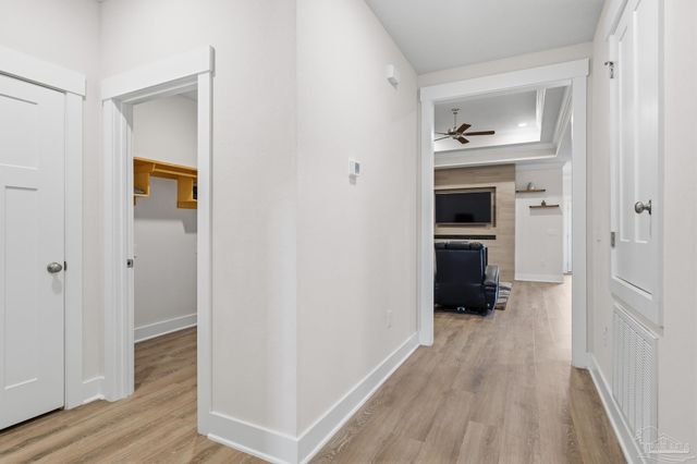 1928 Cambridge Park Dr, Gulf Breeze, FL 32563