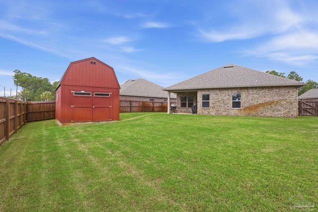 1928 Cambridge Park Dr, Gulf Breeze, FL 32563