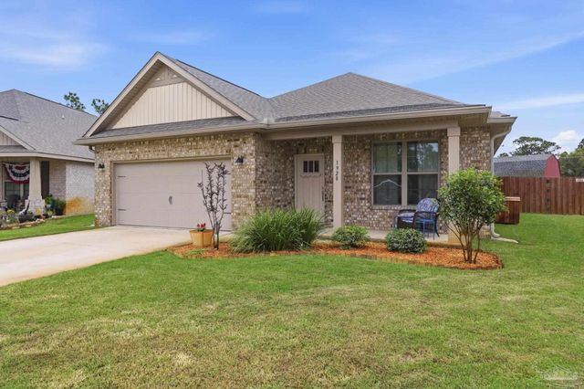 1928 Cambridge Park Dr, Gulf Breeze, FL 32563