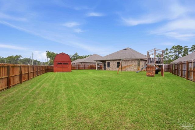 1928 Cambridge Park Dr, Gulf Breeze, FL 32563