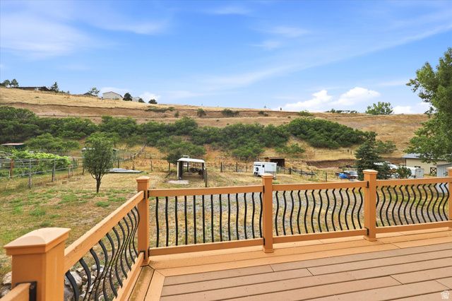 87 N LOAFER CANYON RD, Elk Ridge, UT 84651