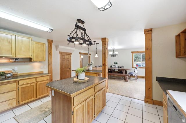 87 N LOAFER CANYON RD, Elk Ridge, UT 84651
