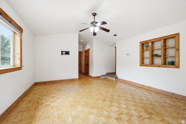 87 N LOAFER CANYON RD, Elk Ridge, UT 84651
